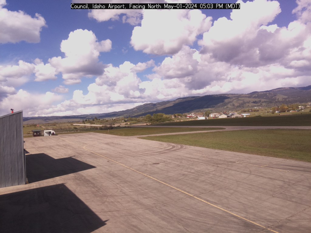 Picture of Council airport web cam looking north